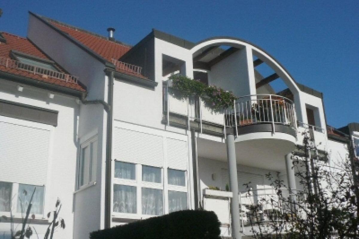 4,5-Zimmer-Wohnung in S-Riedenberg